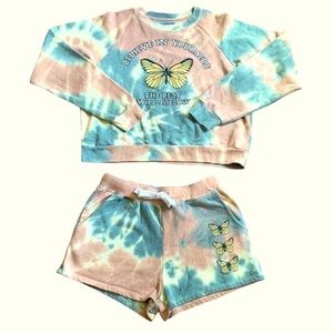 Freeze SWEATSHIRT & SHORTS SET BELIEVE IN YOURSELF THE REST WILL FOLOW MEDIUM